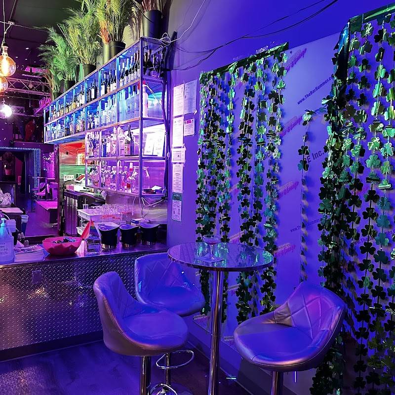 Summer Bar & Lounge
